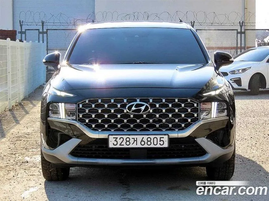 Hyundai Santafe — фото 1