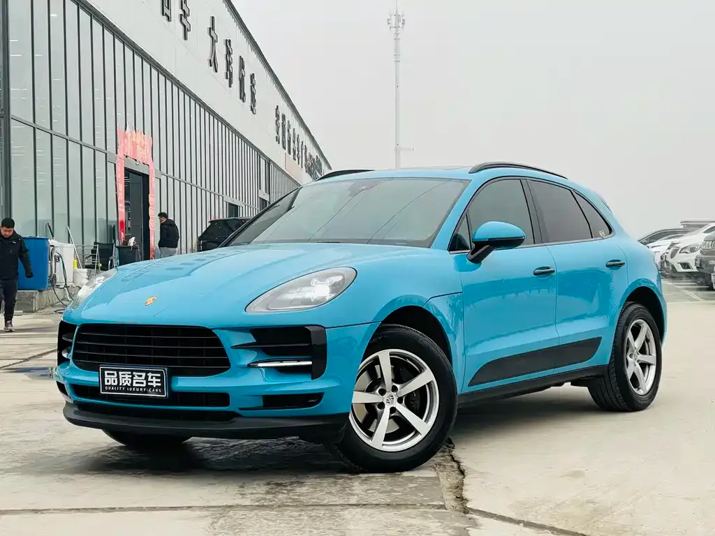 Porsche Macan — фото 1