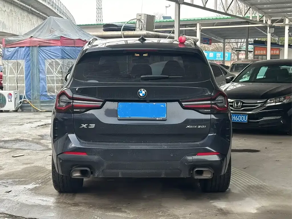 BMW X3 — фото 10