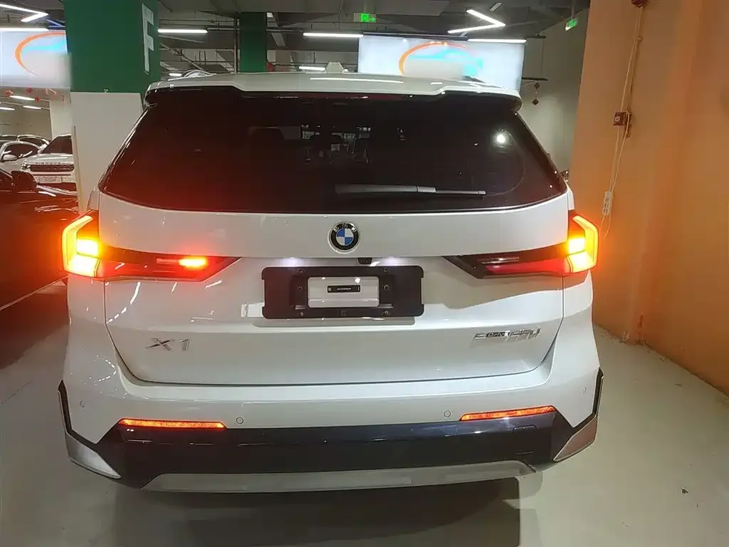BMW X1 — фото 2