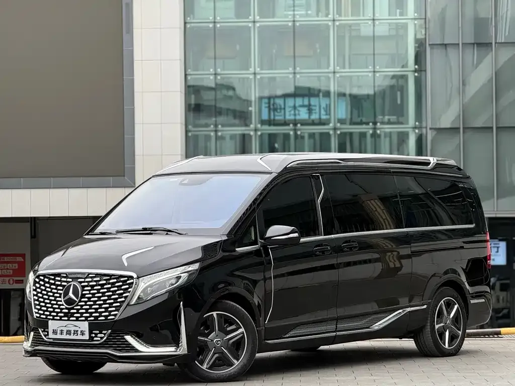 Mercedes-Benz V-Class — фото 7