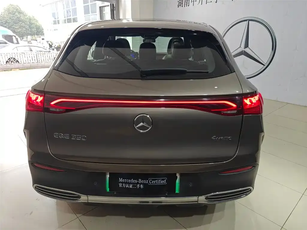 Mercedes-Benz EQE SUV — фото 3