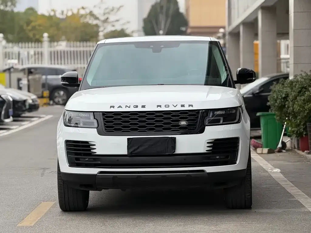 Land Rover Range Rover — фото 1