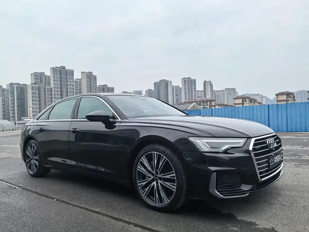 Audi A6L — фото 5