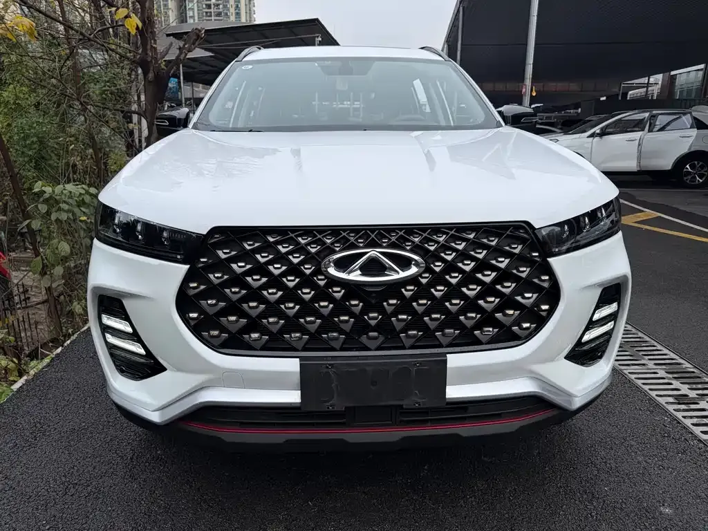 Chery Tiggo 7 — фото 10