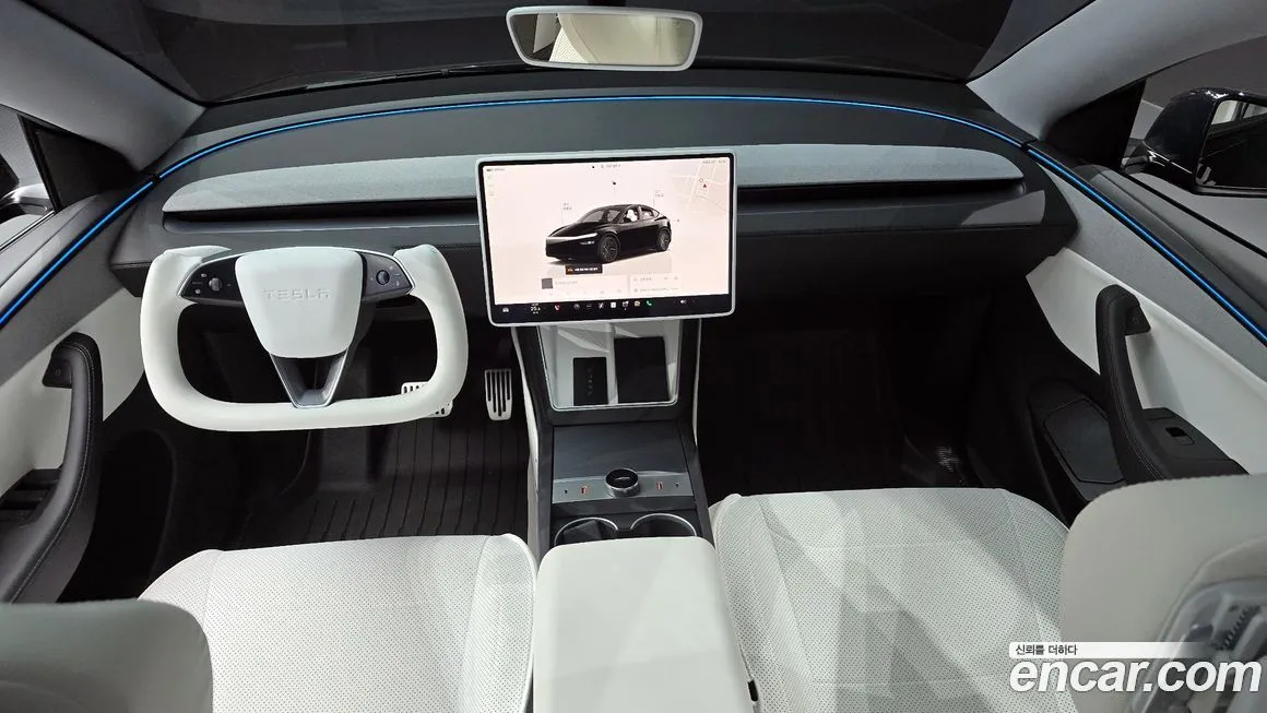 Tesla Model Y — фото 8