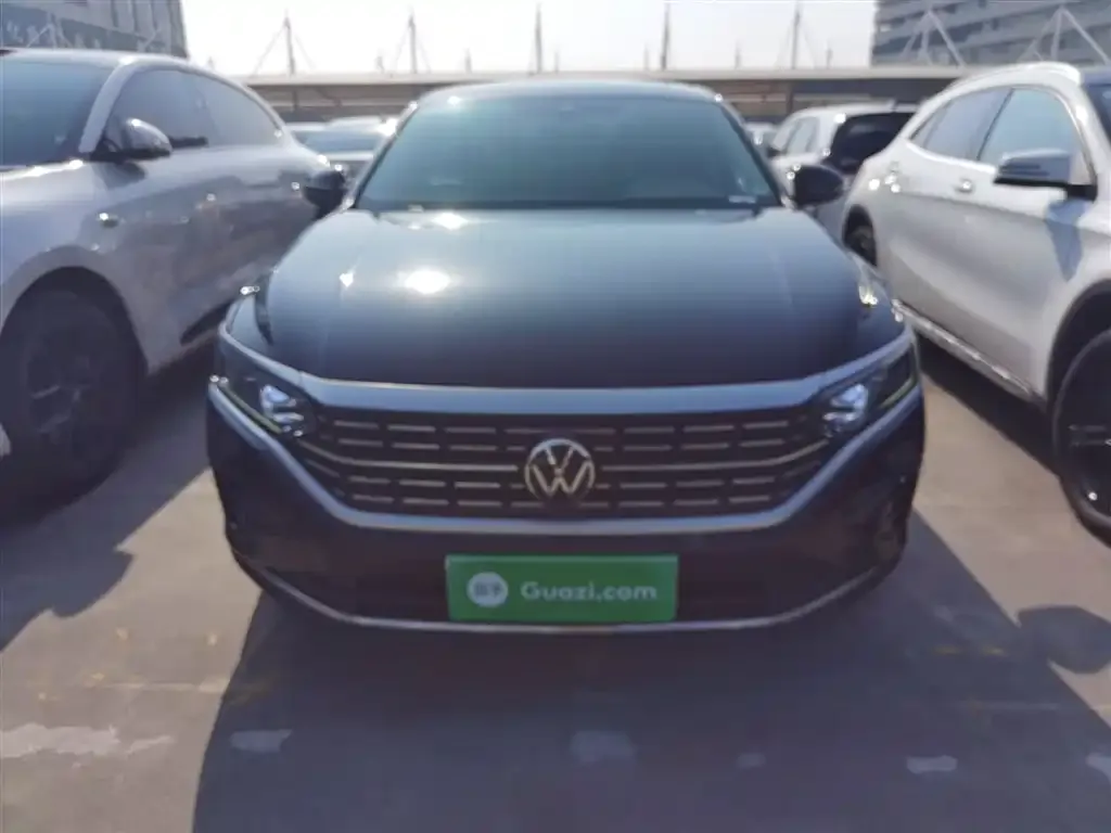 Volkswagen Passat — фото 6