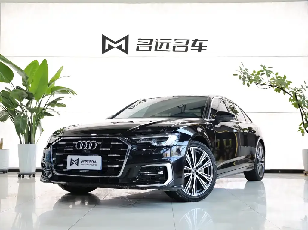 Audi A6L — фото 1