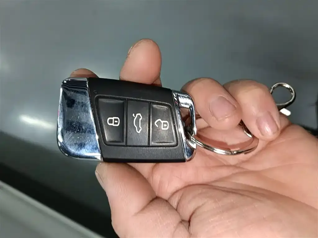 Volkswagen Passat — фото 2