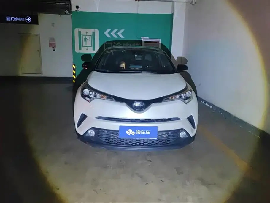 Toyota C-HR — фото 6