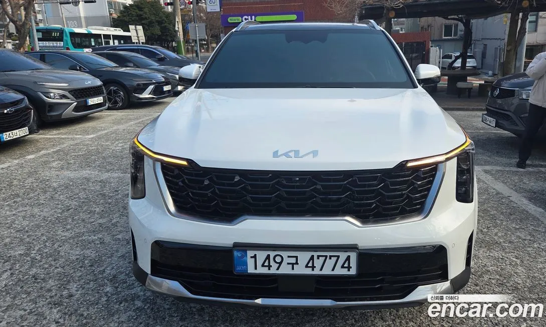 Kia Sorento — фото 1