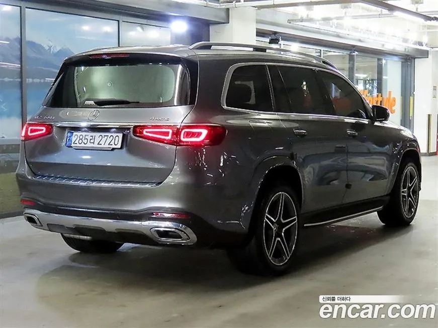 Mercedes-Benz GLS-Class — фото 7