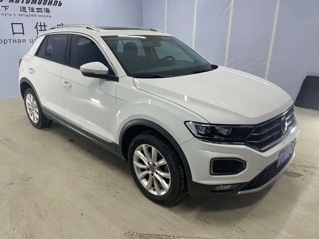 Volkswagen T-Roc — фото 2