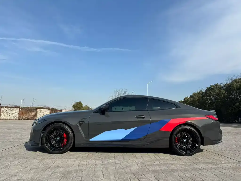 BMW M4 — фото 4
