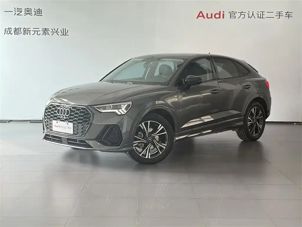 Audi Q3 Sportback — фото 1