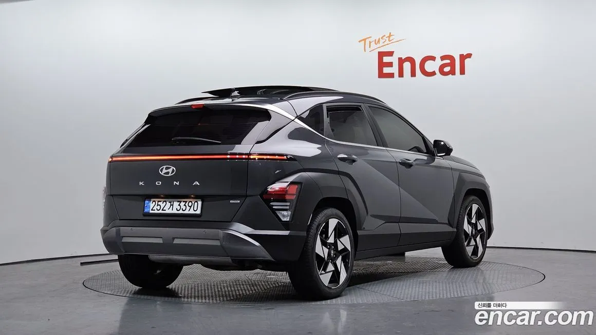 Hyundai Kona — фото 10