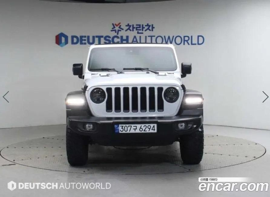 Jeep Wrangler — фото 2