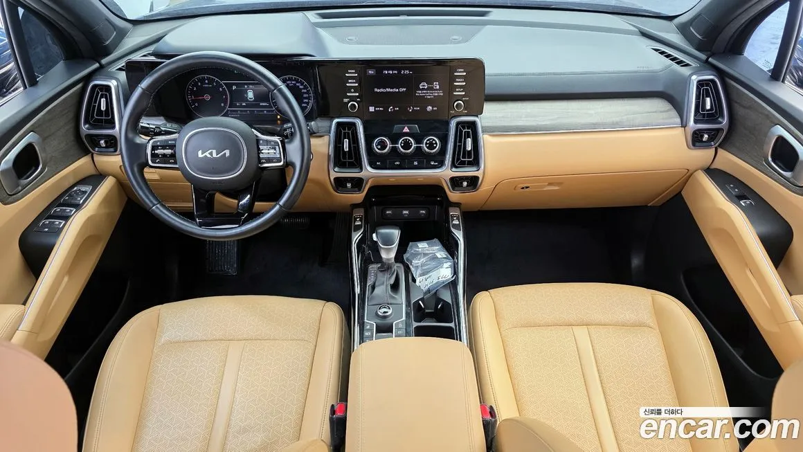 Kia Sorento — фото 4
