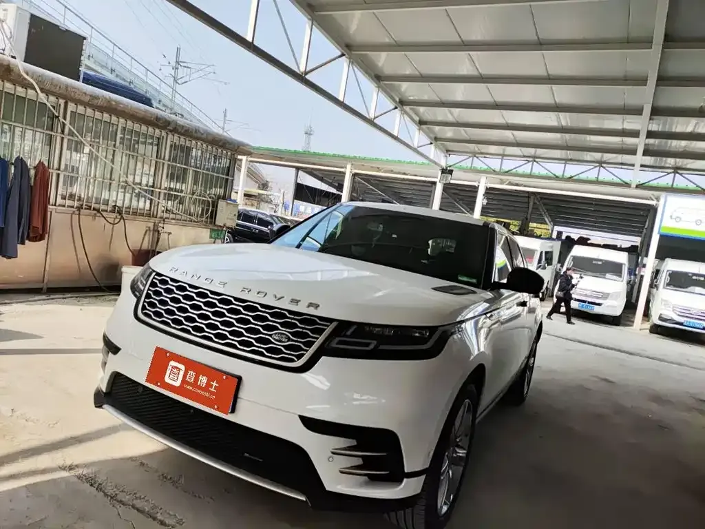 Land Rover Velar — фото 1