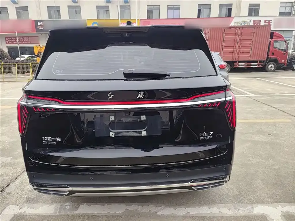 Hongqi HS7 PHEV — фото 3