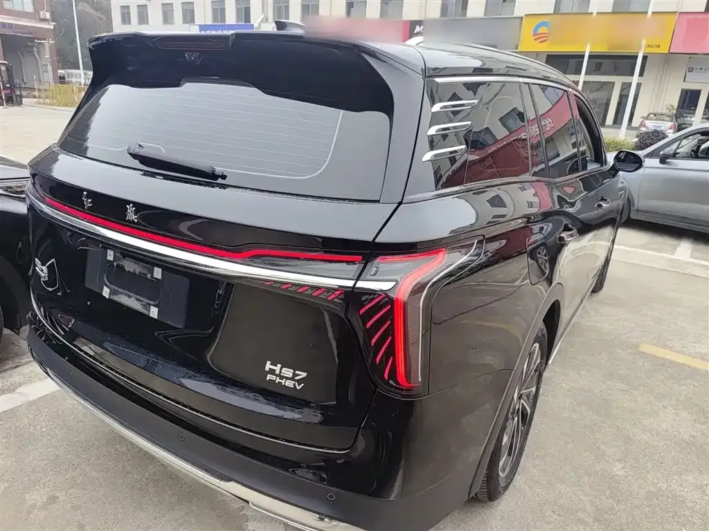 Hongqi HS7 PHEV — фото 4