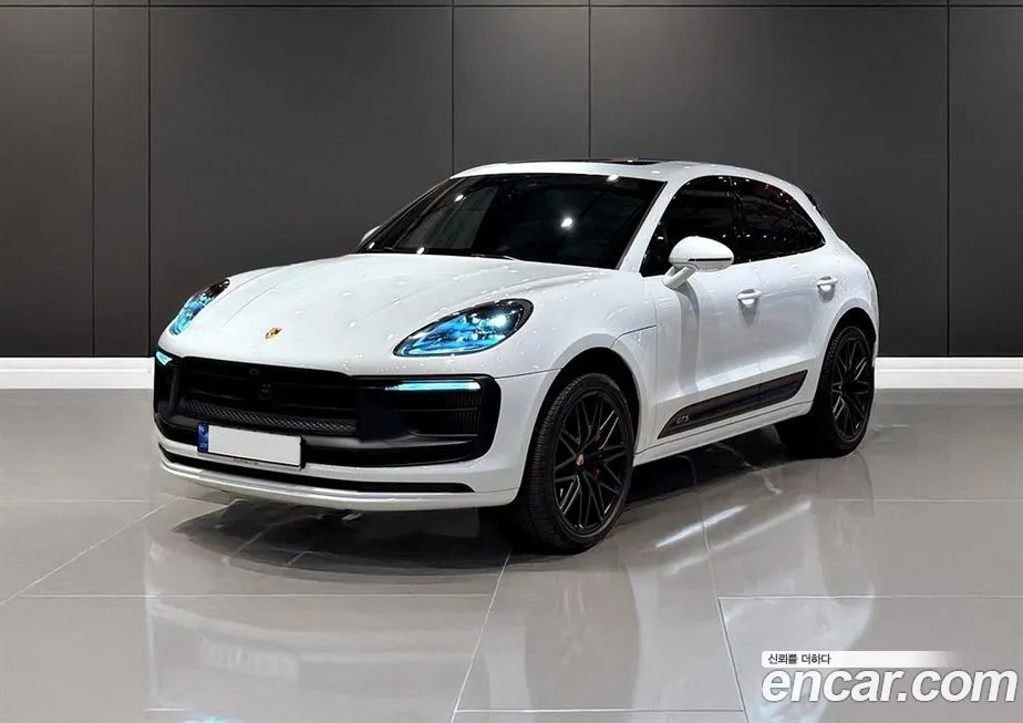 Porsche Macan — фото 1