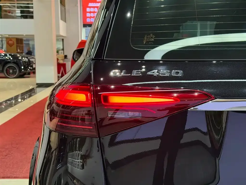 Mercedes-Benz GLE — фото 6