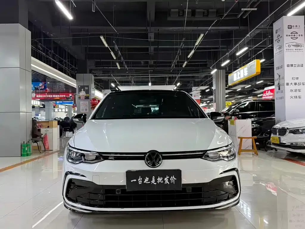 Volkswagen Golf — фото 3