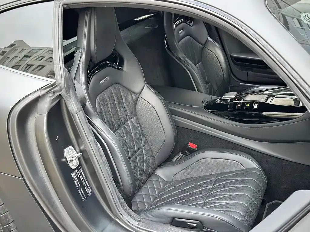 Mercedes-Benz AMG GT — фото 7