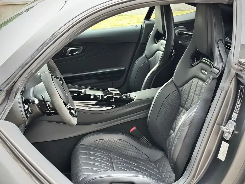 Mercedes-Benz AMG GT — фото 4
