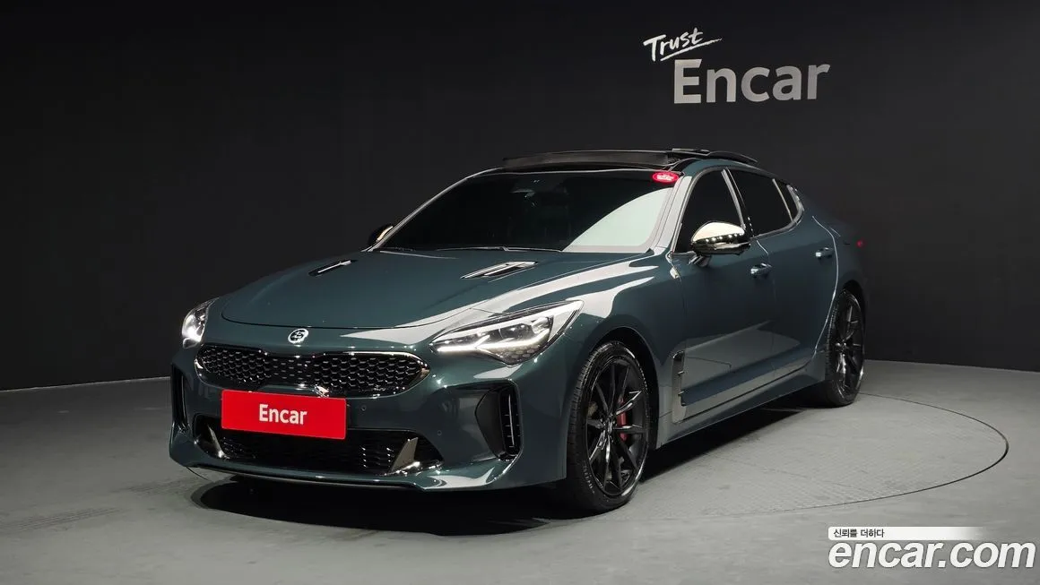 Kia Stinger — фото 1