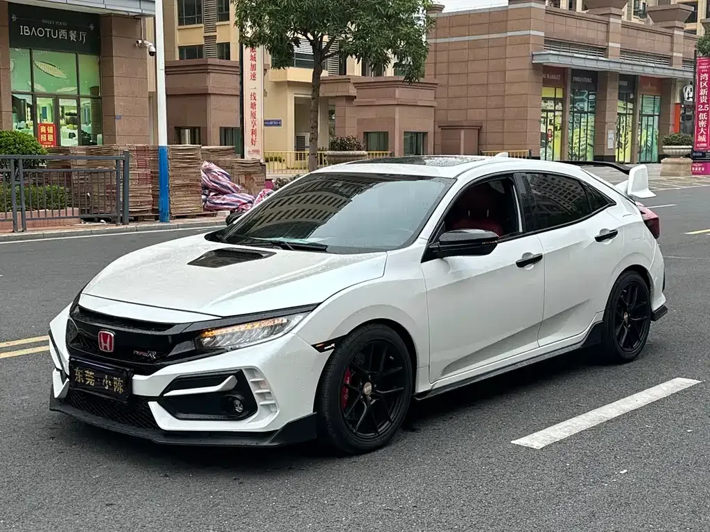 Honda Civic — фото 1