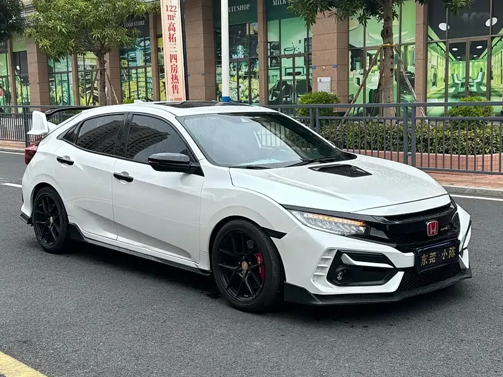 Honda Civic — фото 10
