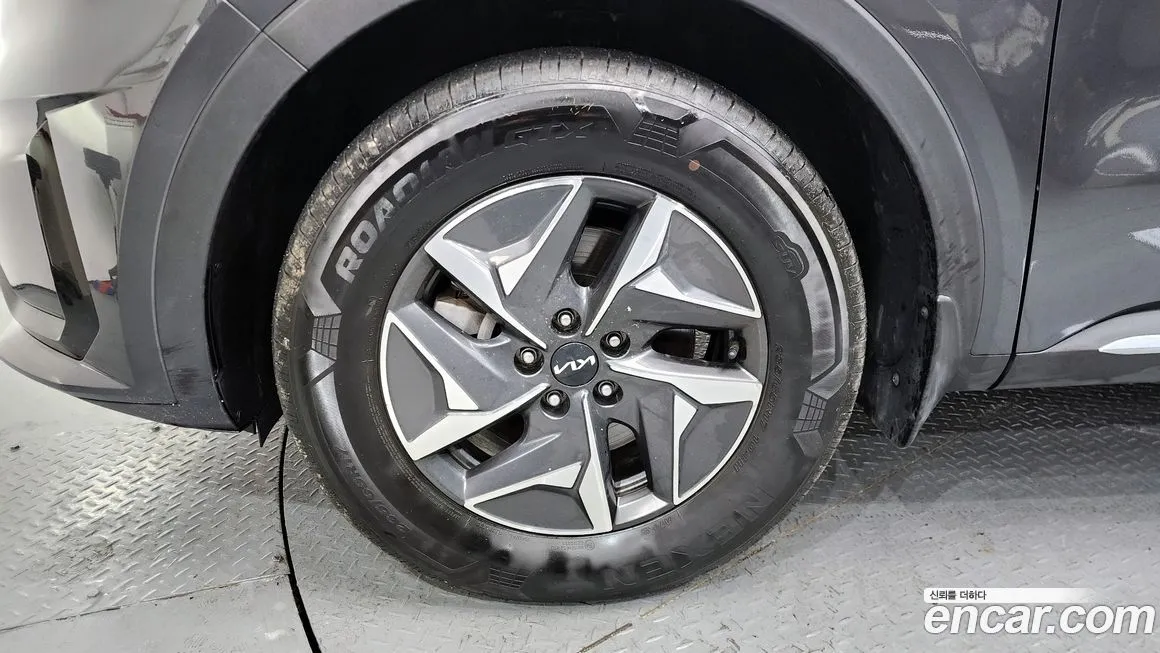 Kia Sorento — фото 10