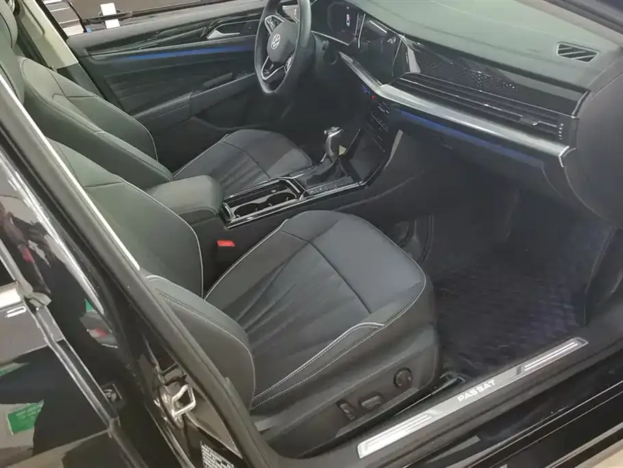 Volkswagen Passat — фото 5