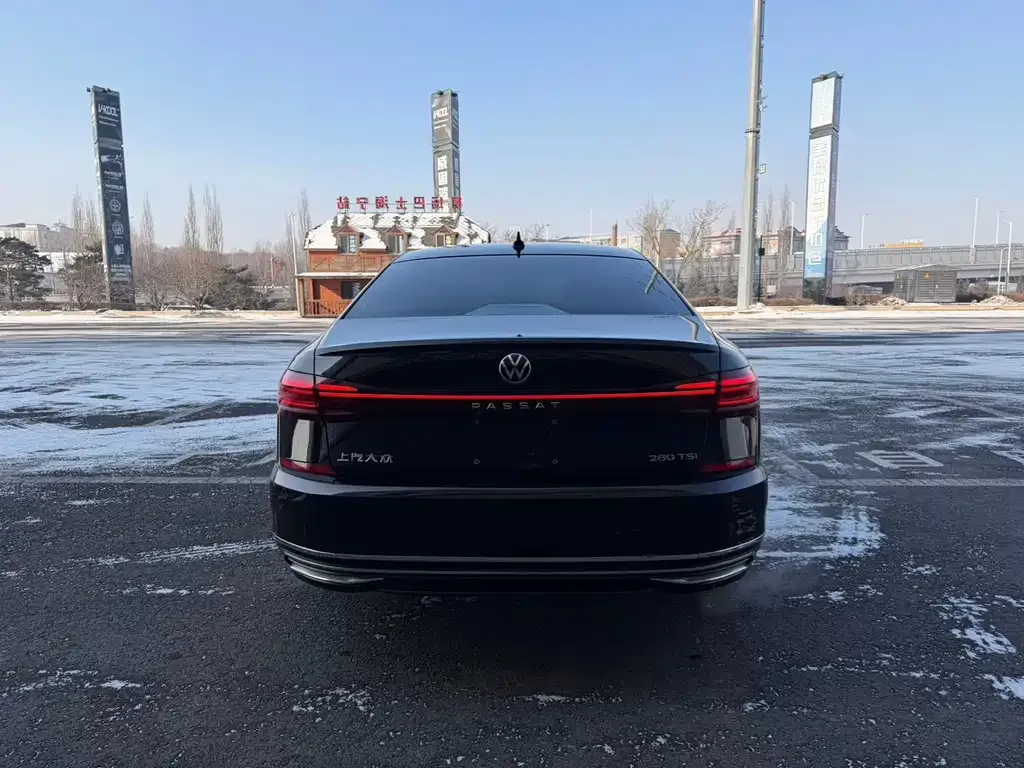 Volkswagen Passat — фото 5