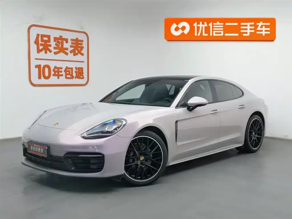 Porsche Panamera — фото 1