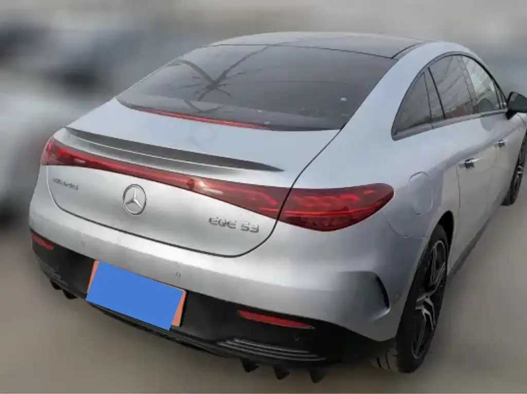 Mercedes-Benz EQE AMG — фото 2