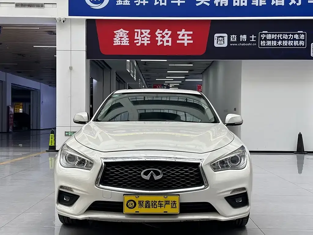 Infiniti Q50L — фото 2