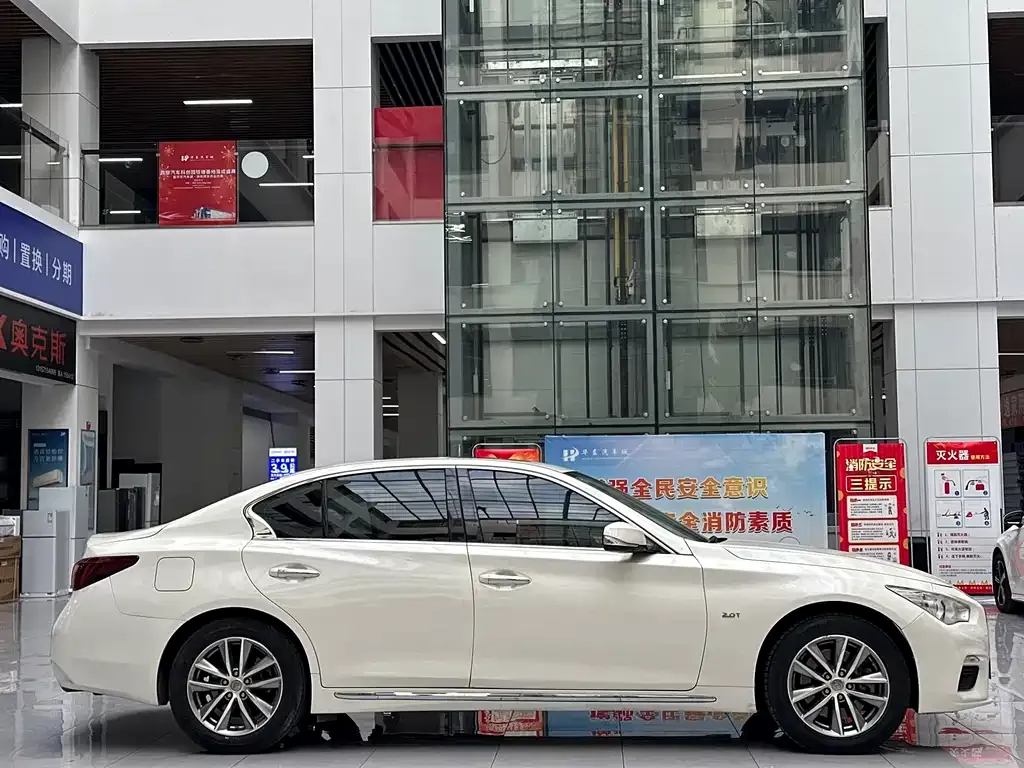 Infiniti Q50L — фото 6
