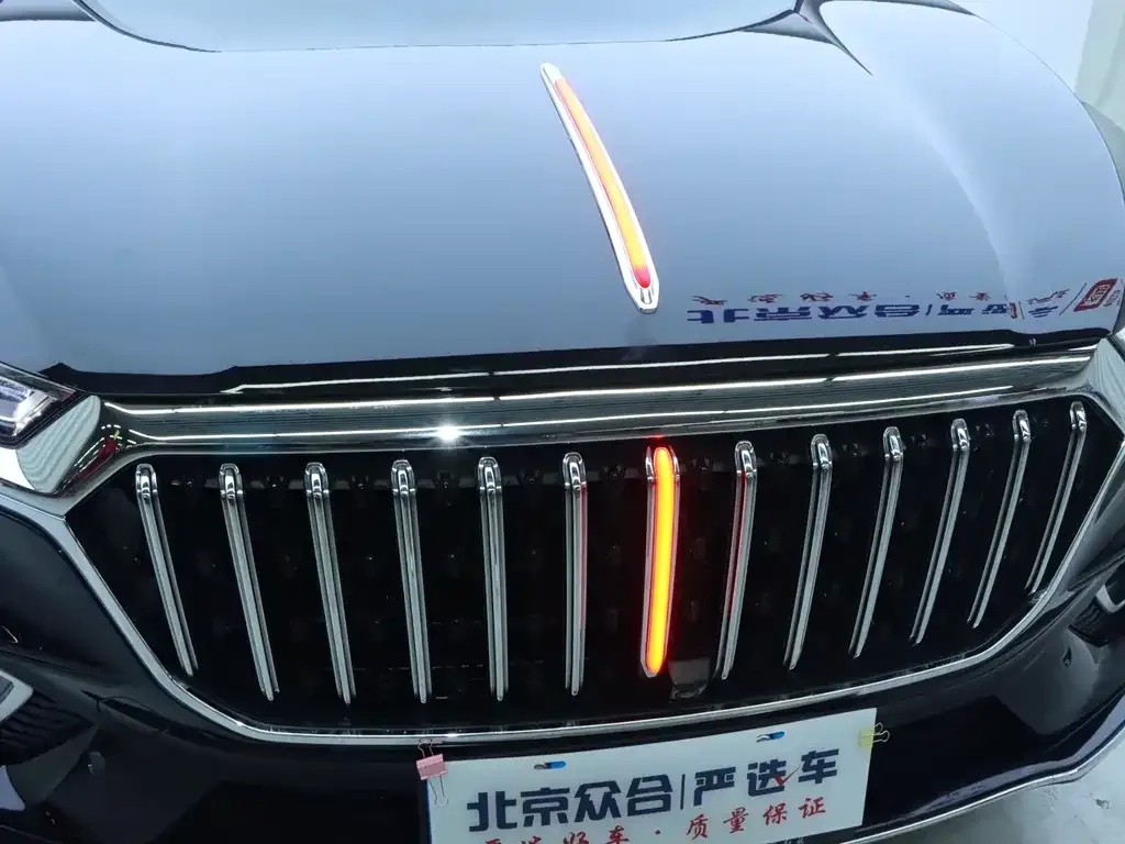 Hongqi HS5 — фото 5