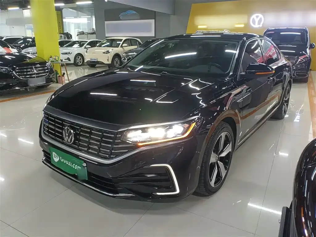 Volkswagen Passat New Energy — фото 8