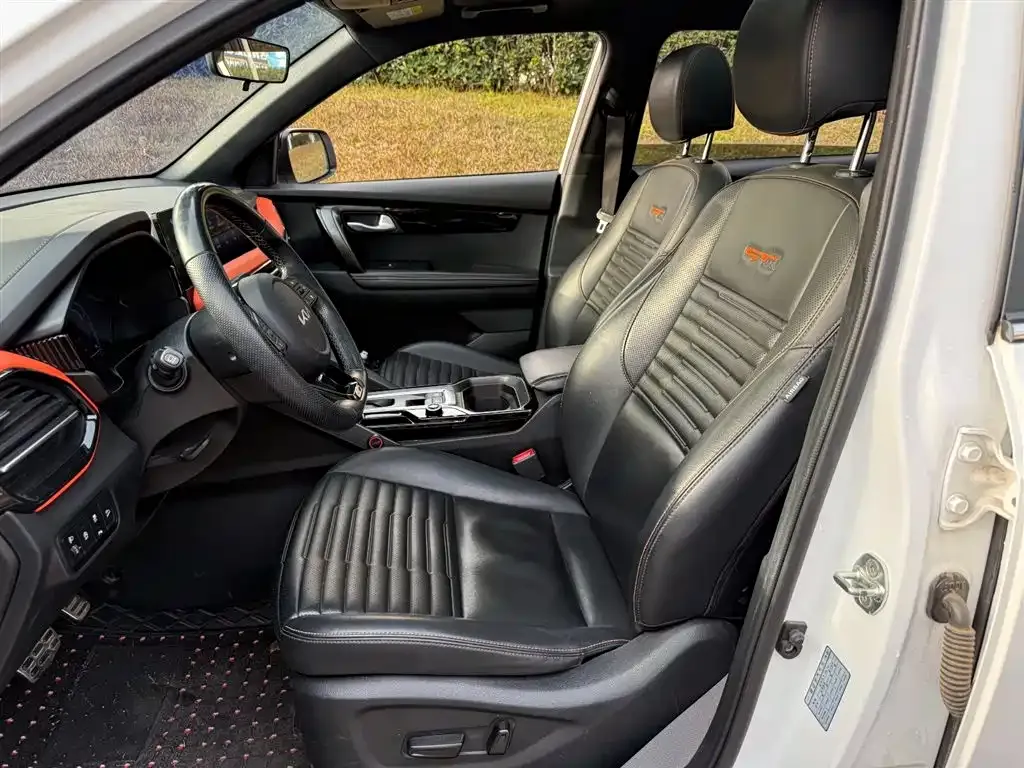 Kia Sportage — фото 6