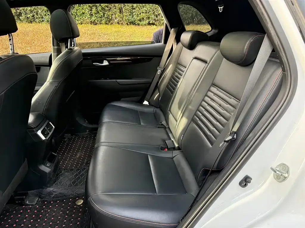 Kia Sportage — фото 7