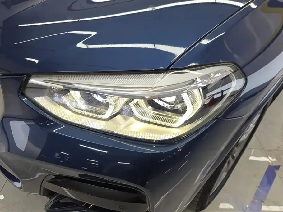 BMW X3 — фото 10