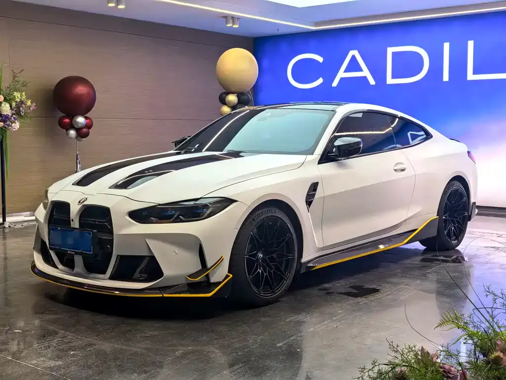 BMW M4 — фото 1