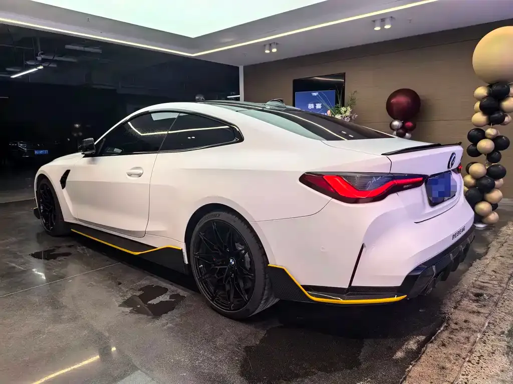 BMW M4 — фото 9
