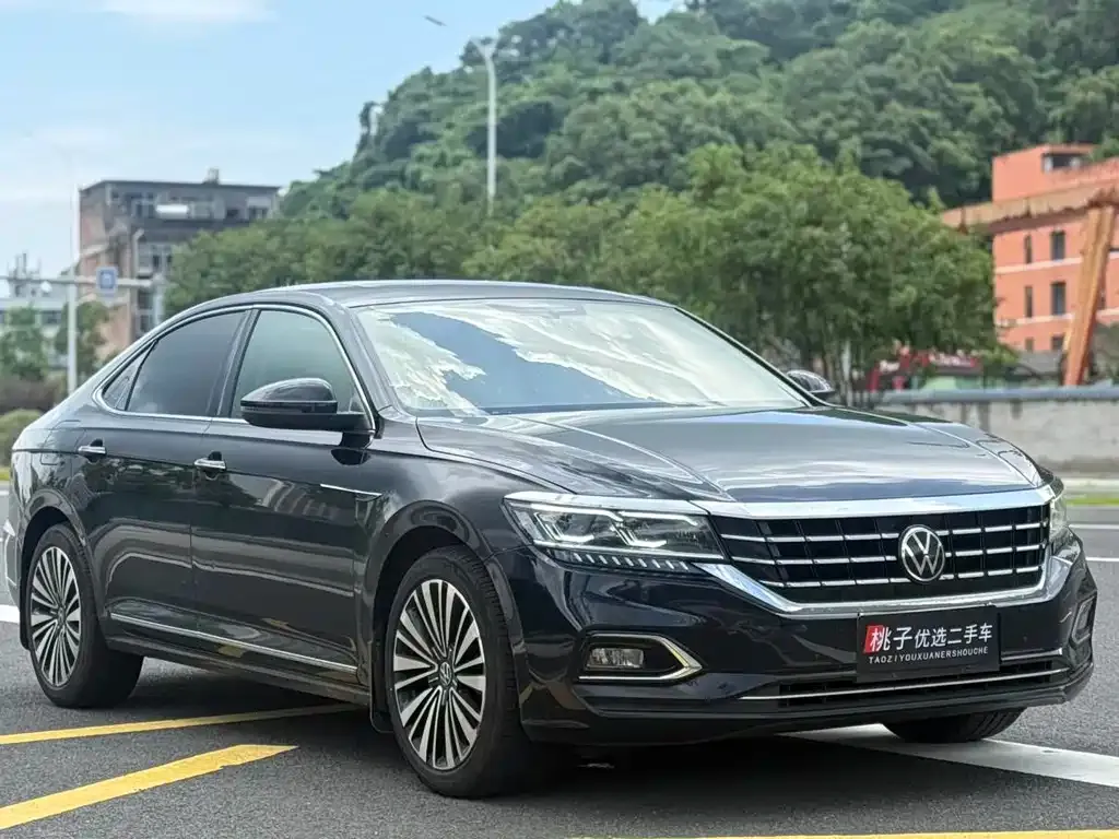 Volkswagen Passat — фото 7