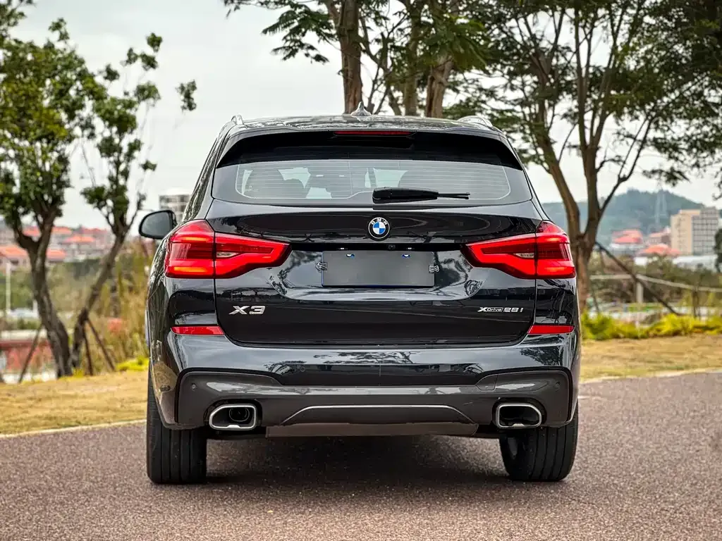 BMW X3 — фото 5
