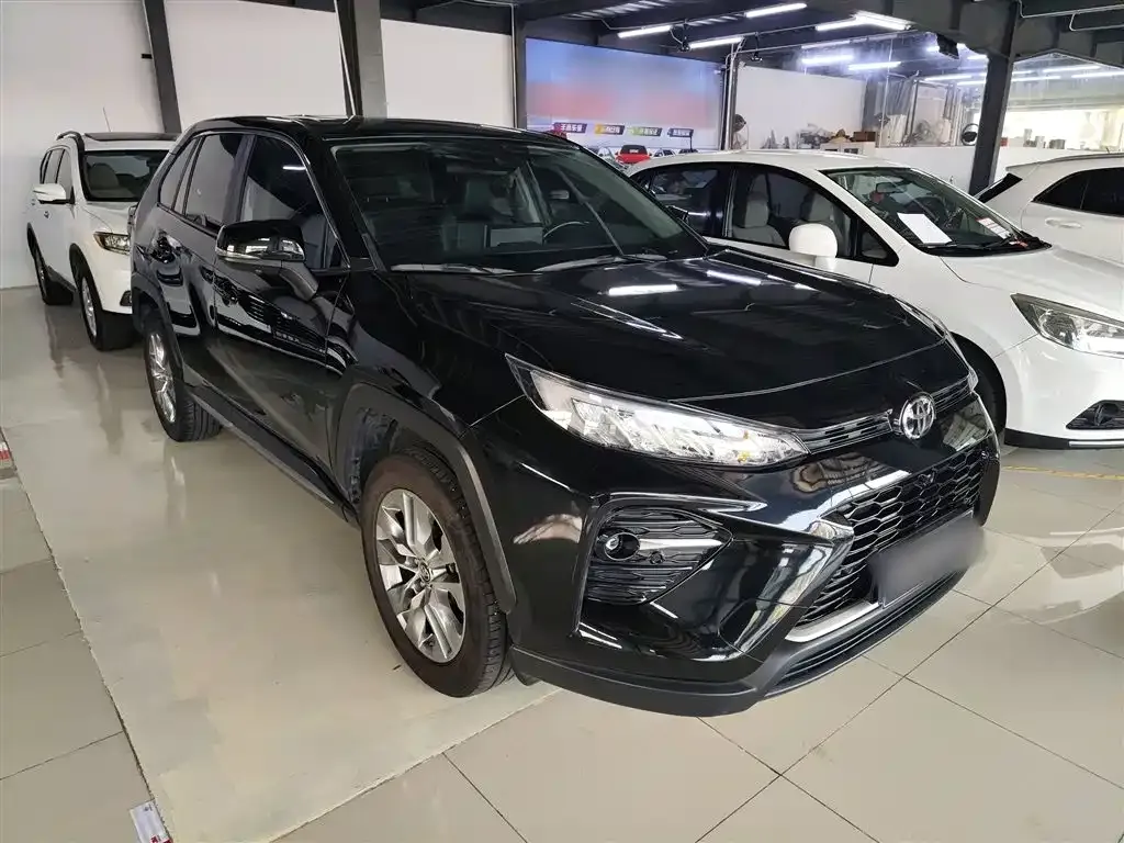 Toyota Wildlander — фото 10